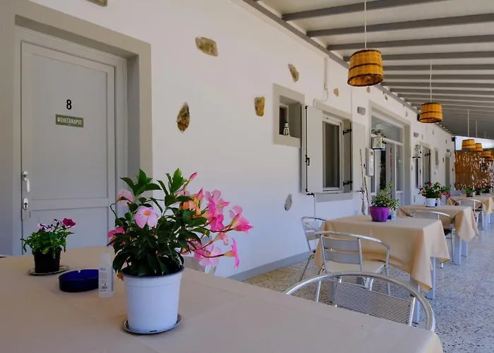 Giasemi Hotel *