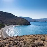 فندق Giasemi *