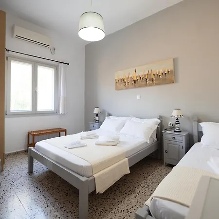 Giasemi Hotel *