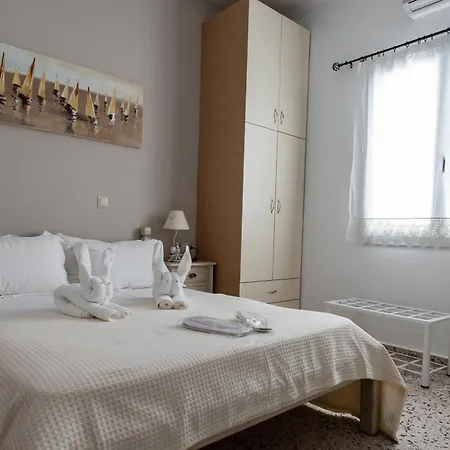 Hotel Giasemi *